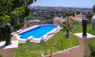 Halfvrijstaande woning én een penthouse te koop met zeezicht in Marbella - Benahavis 29445 