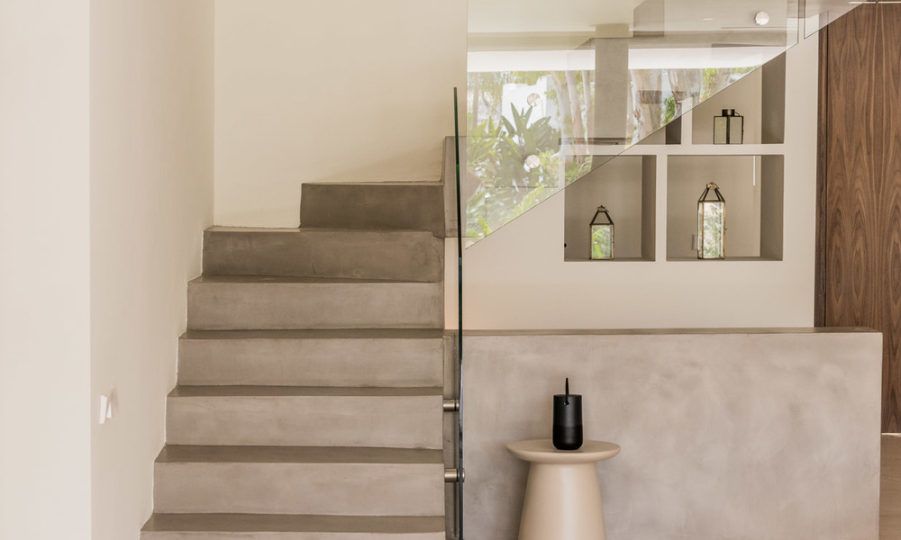 Prachtige nieuwe moderne luxe villa te koop aan het strand te Los Monteros, Oost Marbella 26650