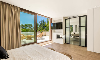 Prachtige nieuwe moderne luxe villa te koop aan het strand te Los Monteros, Oost Marbella 26657 