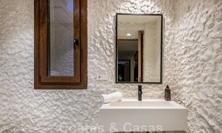 Prachtige nieuwe moderne luxe villa te koop aan het strand te Los Monteros, Oost Marbella 26700 