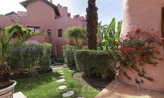 Ruim, aantrekkelijk appartement te koop in een exclusief strandcomplex, tussen Marbella en Estepona 11775 