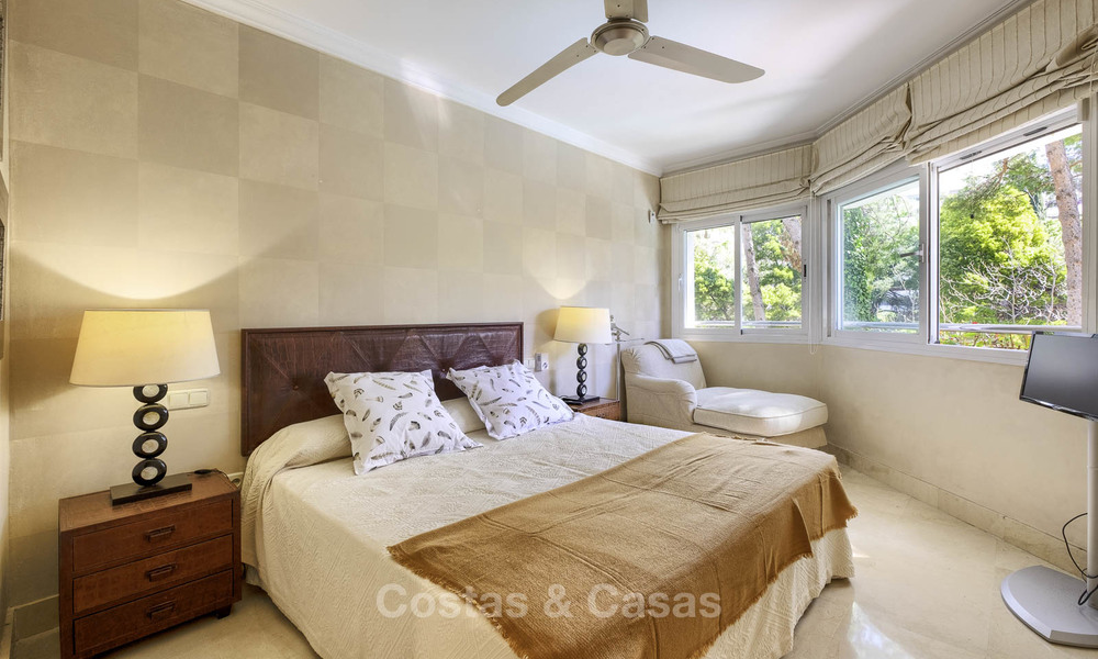 Ruim en luxueus strandappartement te koop in een prestigieus complex, centrum Marbella - Golden Mile 11939