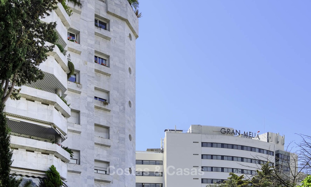 Ruim en luxueus strandappartement te koop in een prestigieus complex, centrum Marbella - Golden Mile 11958