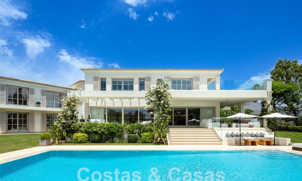 Prestigieuze luxe villa op een uitzonderlijke locatie te koop, eerstelijn golf, zeezicht en instapklaar - Nueva Andalucia, Marbella 57159