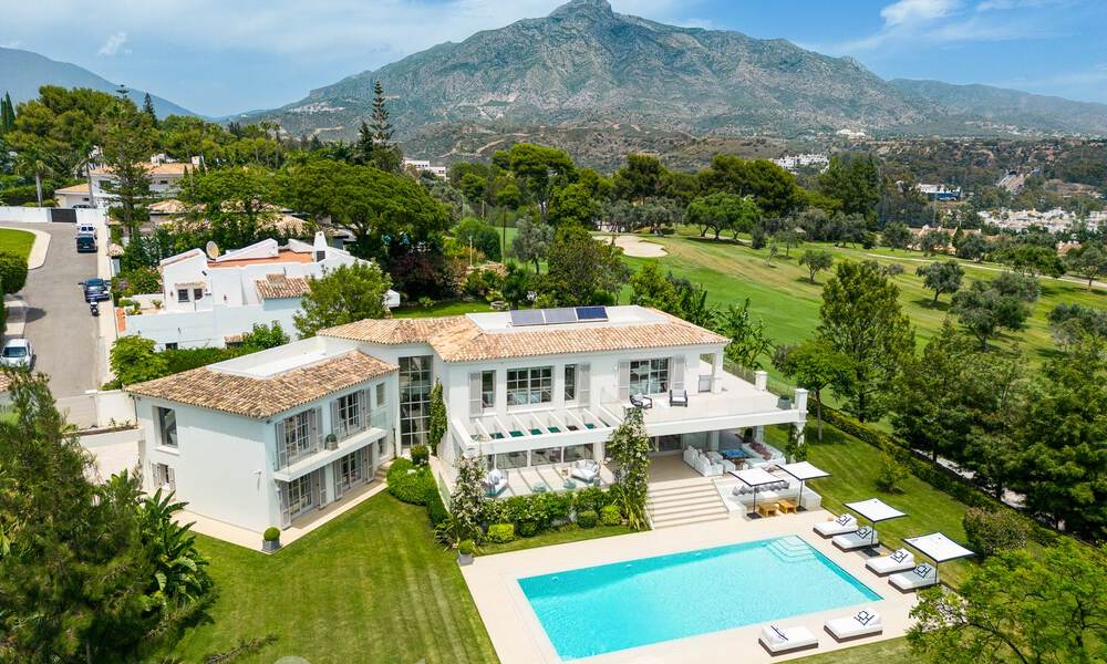 Prestigieuze luxe villa op een uitzonderlijke locatie te koop, eerstelijn golf, zeezicht en instapklaar - Nueva Andalucia, Marbella 57160