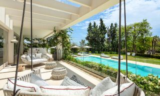 Prestigieuze luxe villa op een uitzonderlijke locatie te koop, eerstelijn golf, zeezicht en instapklaar - Nueva Andalucia, Marbella 57162 