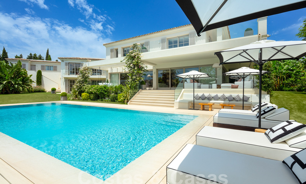 Prestigieuze luxe villa op een uitzonderlijke locatie te koop, eerstelijn golf, zeezicht en instapklaar - Nueva Andalucia, Marbella 57164
