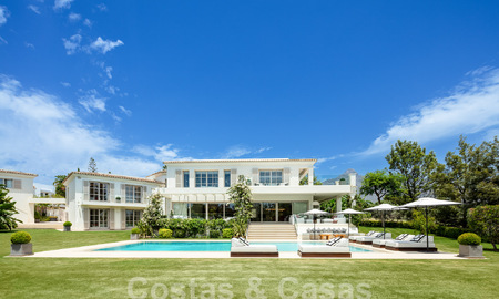 Prestigieuze luxe villa op een uitzonderlijke locatie te koop, eerstelijn golf, zeezicht en instapklaar - Nueva Andalucia, Marbella 57166