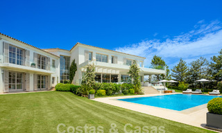 Prestigieuze luxe villa op een uitzonderlijke locatie te koop, eerstelijn golf, zeezicht en instapklaar - Nueva Andalucia, Marbella 57168 