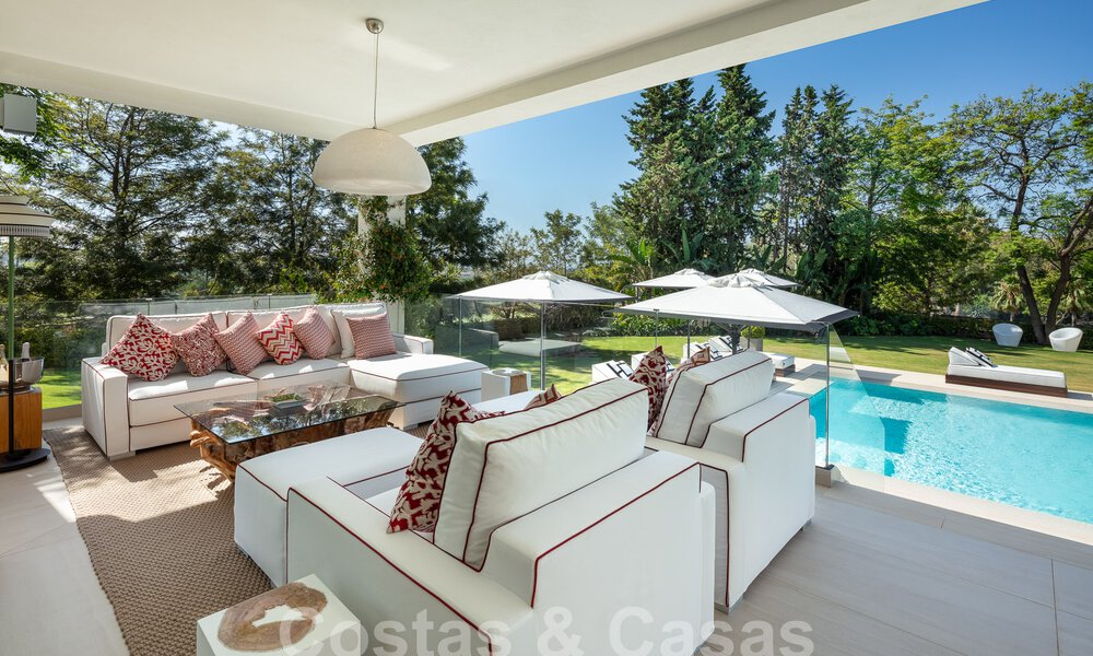 Prestigieuze luxe villa op een uitzonderlijke locatie te koop, eerstelijn golf, zeezicht en instapklaar - Nueva Andalucia, Marbella 57172