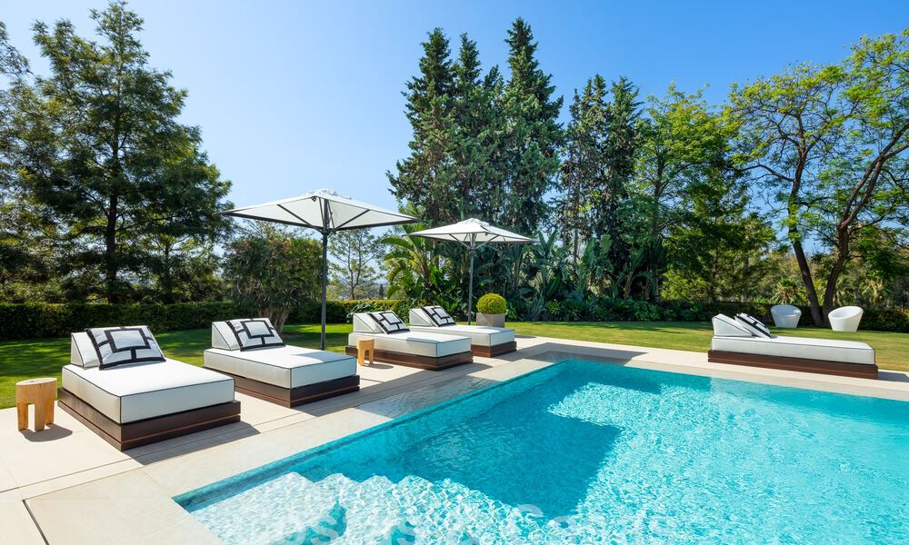 Prestigieuze luxe villa op een uitzonderlijke locatie te koop, eerstelijn golf, zeezicht en instapklaar - Nueva Andalucia, Marbella 57173