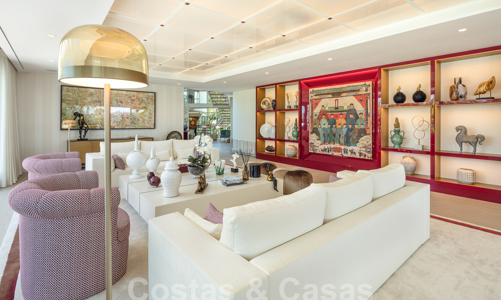 Prestigieuze luxe villa op een uitzonderlijke locatie te koop, eerstelijn golf, zeezicht en instapklaar - Nueva Andalucia, Marbella 57179