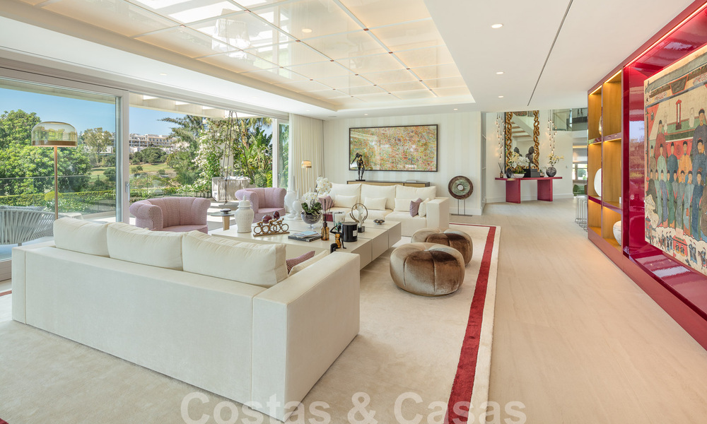 Prestigieuze luxe villa op een uitzonderlijke locatie te koop, eerstelijn golf, zeezicht en instapklaar - Nueva Andalucia, Marbella 57180
