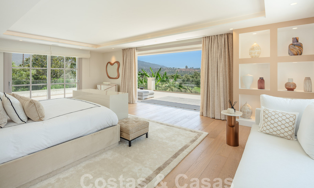 Prestigieuze luxe villa op een uitzonderlijke locatie te koop, eerstelijn golf, zeezicht en instapklaar - Nueva Andalucia, Marbella 57193
