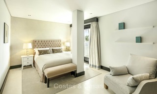 Indrukwekkende luxe villa met panoramisch zeezicht te koop in het hart van de Golf Vallei te Nueva Andalucia, Marbella 12062 