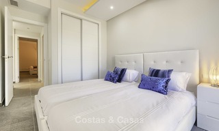 Modern, volledig gerenoveerd appartement in een strandcomplex te koop op de New Golden Mile tussen Marbella en Estepona 12227 