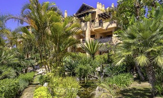 Ruim en gezellig duplex penthouse appartement te koop met 360º panoramisch zicht, tussen Estepona en Marbella 12680 