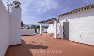 Volledig gerenoveerd penthouse appartement aan het strand te koop op de New Golden Mile, tussen Estepona en Marbella 12836 