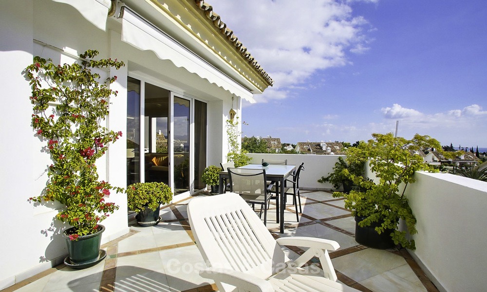 Ruim appartement met panoramisch zeezicht te koop, in een prestigieus complex aan de Golden Mile, Marbella 13153