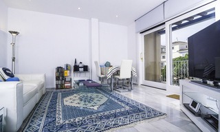 Aantrekkelijk penthouse appartement met adembenemend zeezicht te koop, in een strandcomplex te Puerto Banus, Marbella 13237 