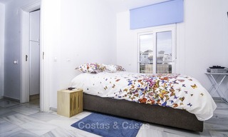 Aantrekkelijk penthouse appartement met adembenemend zeezicht te koop, in een strandcomplex te Puerto Banus, Marbella 13240 