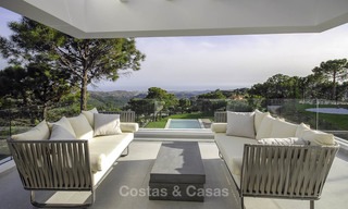 Prachtige nieuwe eigentijdse luxe villa's met panoramisch zeezicht te koop, Benahavis, Marbella 13452 