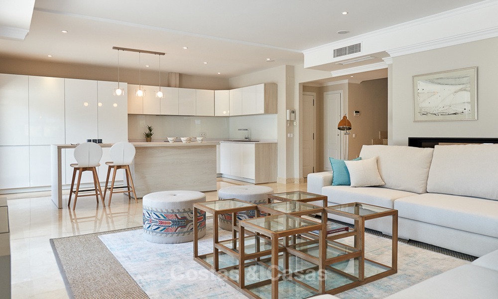 Luxe penthouse appartement te koop op de Golden Mile tussen Marbella en Puerto Banus 13555