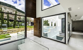 Gloednieuwe moderne designer villa met prachtig zeezicht te koop, instapklaar, Benahavis - Marbella 13694 