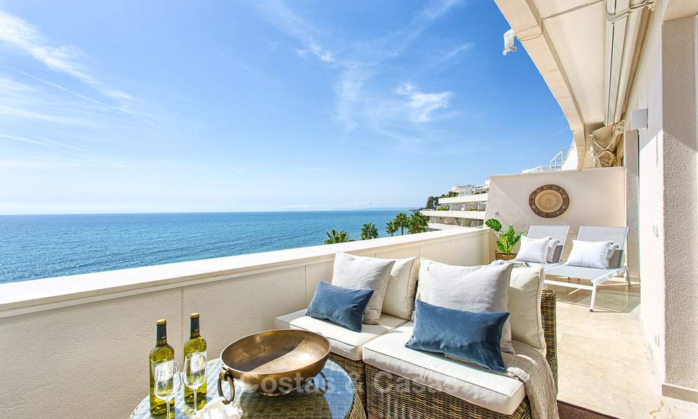 Appartementen en Penthouses te koop in een luxe strandcomplex op de New Golden Mile, tussen Marbella en Estepona 13813