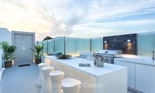 Appartementen en Penthouses te koop in een luxe strandcomplex op de New Golden Mile, tussen Marbella en Estepona 13794 