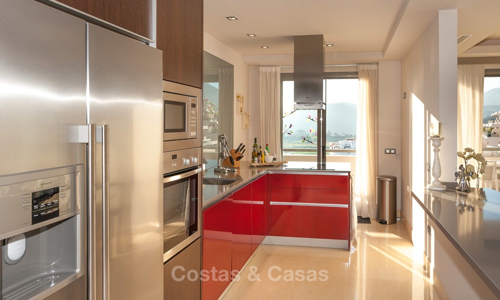 Los Arrayanes Golf: Moderne, ruime, luxe Appartementen en Penthouses te koop in Marbella - Benahavis 14014