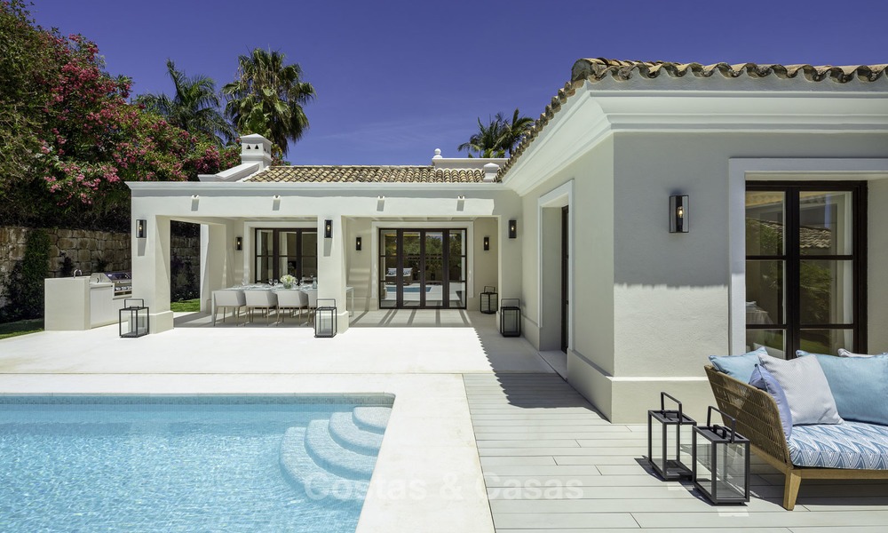 Elegante en luxueuze villa in Mediterrane stijl te koop, volledig gerenoveerd, in Nueva Andalucia's Golfvallei, Marbella 14231