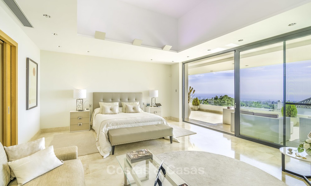 Verbluffend super deluxe 5 slaapkamer penthouse appartement met panoramisch zeezicht te koop in Sierra Blanca op de Golden Mile, Marbella 14275