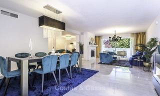 Gigantisch, zeer stijlvol 4-slaapkamer penthouse appartement te koop, in een prestigieus strandcomplex in Marbella - Estepona 14327 