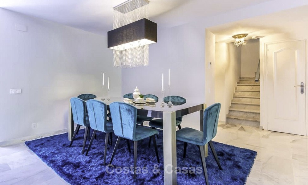 Gigantisch, zeer stijlvol 4-slaapkamer penthouse appartement te koop, in een prestigieus strandcomplex in Marbella - Estepona 14330