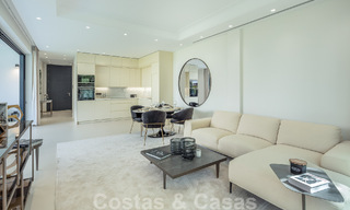 Luxe villa aan het strand te koop op de Golden Mile, Marbella, op wandelafstand van het strand en Puerto Banus 801484 