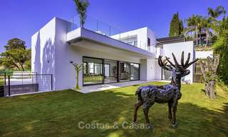 Gloednieuwe moderne villa te koop, instapklaar, dichtbij San Pedro centrum, in Benahavis - Marbella 14615 