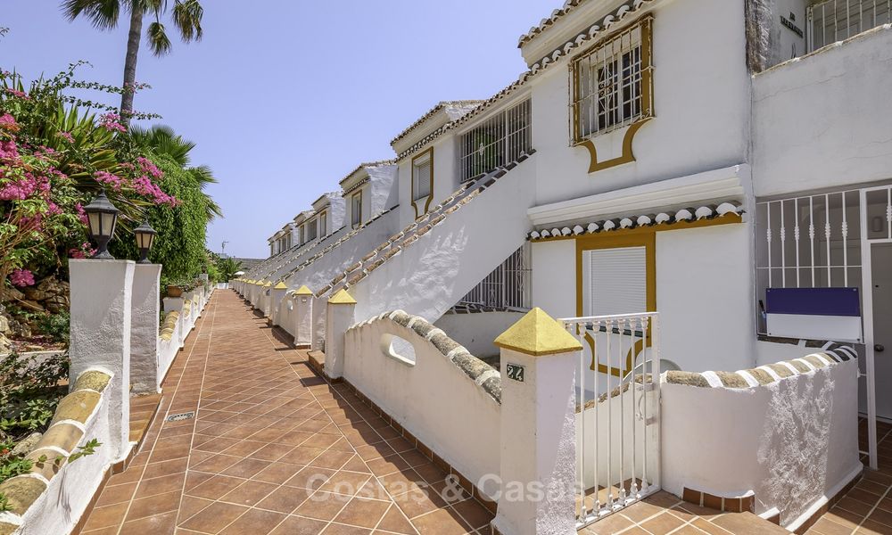 Volledig gerenoveerd appartement met panoramisch zeezicht te koop, direct aan het strand, Mijas Costa 14664