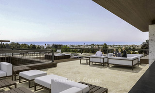 Nieuwe supergrote moderne luxe villa's te koop, op loopafstand van Puerto Banus in Nueva Andalucia in Marbella 15322 