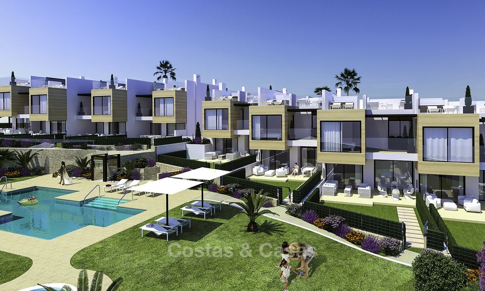 Instapklare nieuwe, luxueuze, moderne huizen te koop in de Golfvallei van Nueva Andalucia, Marbella 16783