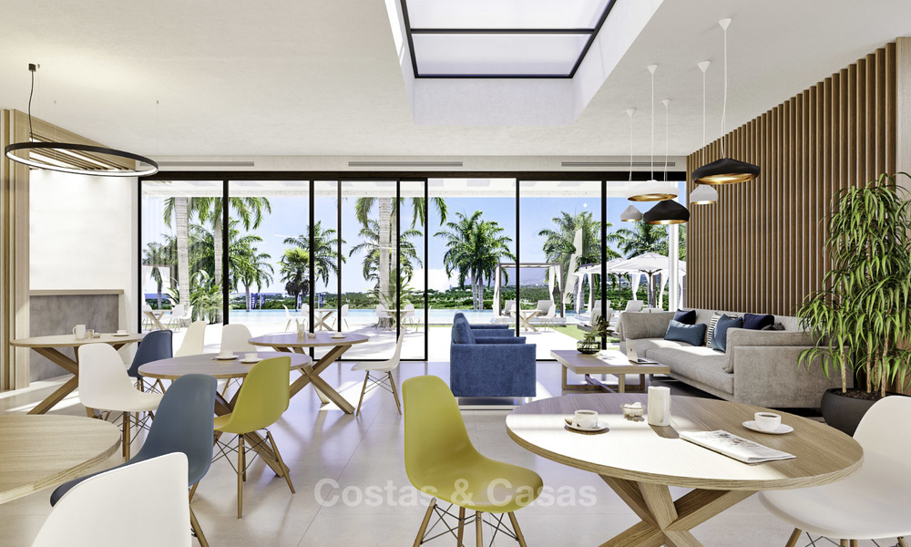Nieuwe luxueuze appartementen direct aan de golfbaan te koop, met prachtig zee- en golfzicht, Oost-Marbella 16760