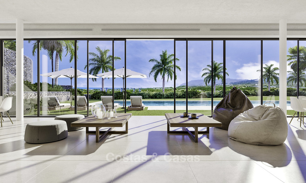 Nieuwe luxueuze appartementen direct aan de golfbaan te koop, met prachtig zee- en golfzicht, Oost-Marbella 16774