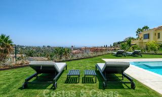 Prachtige eigentijdse luxe villa met uitzicht op zee en bergen te koop, Benahavis - Marbella 28043 