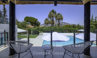 Indrukwekkende en luxueuze eigentijdse designer villa te koop, instapklaar, Nueva Andalucia, Marbella. Verlaagd in prijs. 16141 
