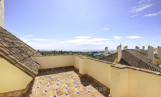 Zeldzaam ruim 5-slaapkamer penthouse appartement met zee en bergzicht te koop op de Golden Mile in Marbella 16573 