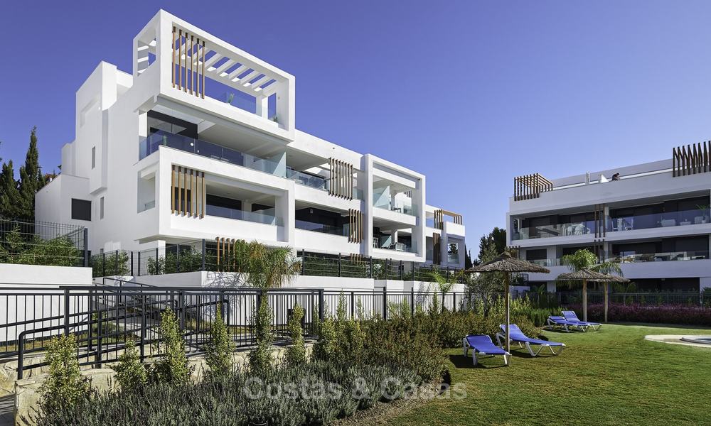 Kant en klaar nieuw modern tuinappartement te koop, op loopafstand van het strand en voorzieningen, tussen Marbella en Estepona 16968