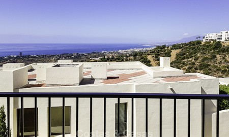 Modern 3-slaapkamer appartement met zicht op de Middellandse Zee, Marbella en de kustlijn tot aan de Straat van Gibraltar en Afrika 16970