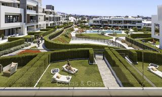 Gloednieuwe moderne appartementen met zeezicht te koop, op de New Golden Mile, tussen Marbella en Estepona 17350 