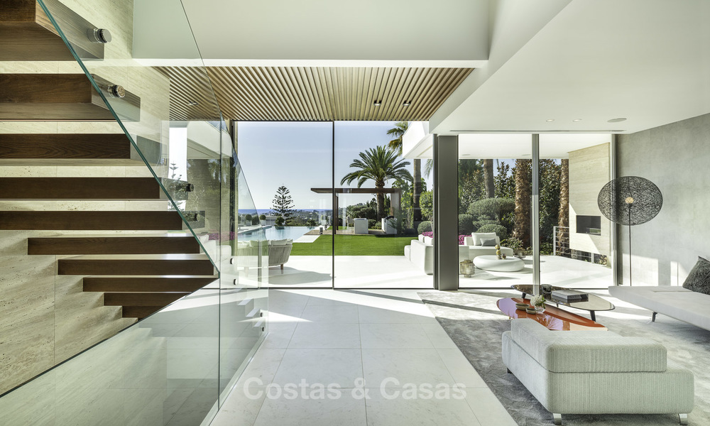  Indrukwekkende ultramoderne villa met prachtig uitzicht op zee te koop in Nueva Andalucia's Golf Valley, Marbella 17542