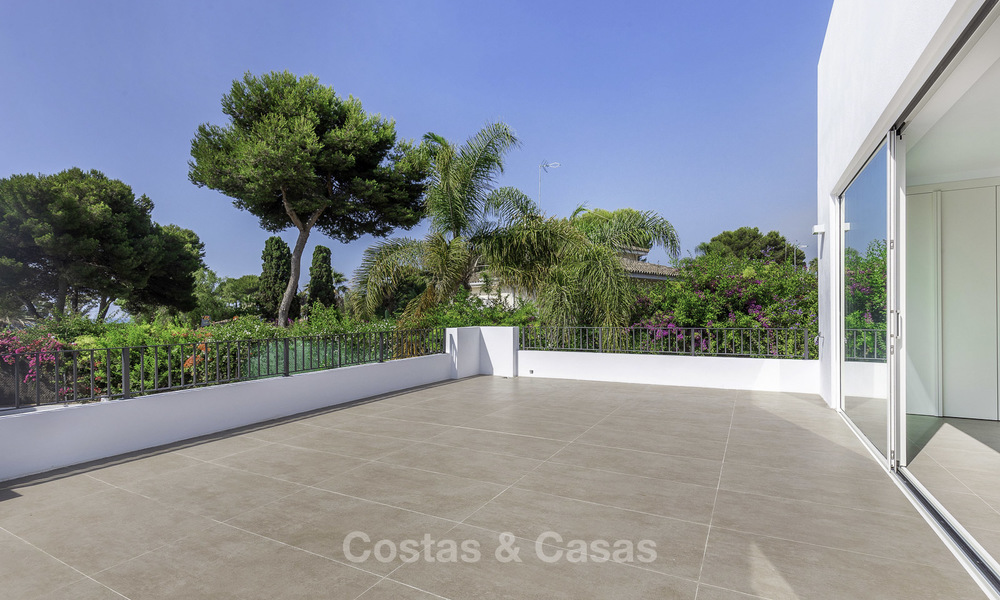 Moderne kant-en-klare luxe villa te koop, nabij het strand van Oost Marbella 17609